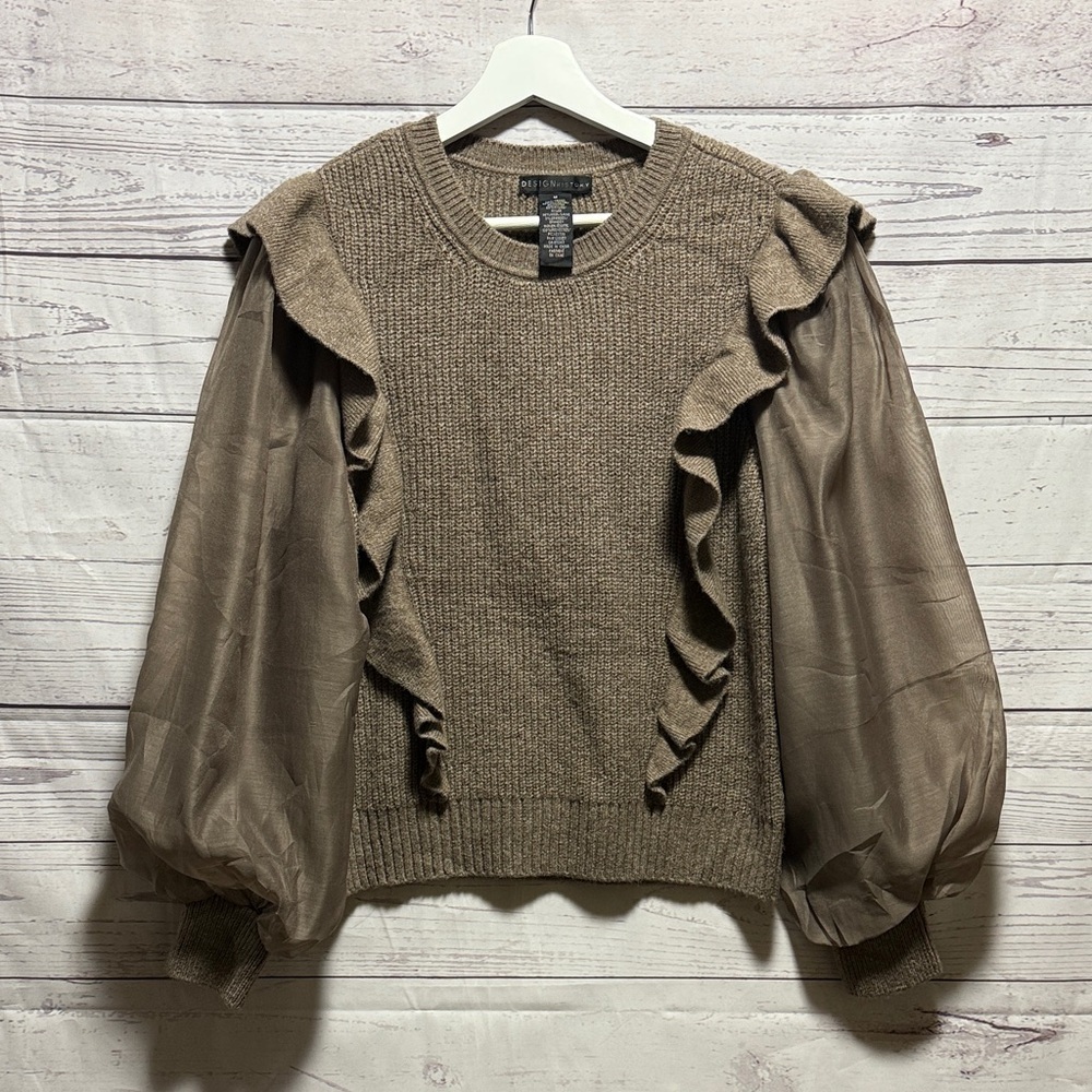 Design History Sweater with Puff sleeve